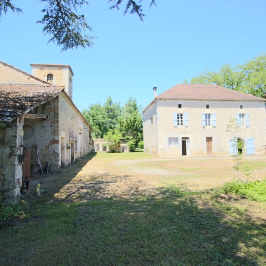  Annonces PRAYSSAC : Domaines / Propriétés | PUY-L'EVEQUE (46700) | 160 m2 | 262 000 € 