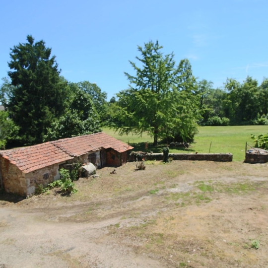  Annonces PRAYSSAC : Domaines / Propriétés | PUY-L'EVEQUE (46700) | 160 m2 | 262 000 € 