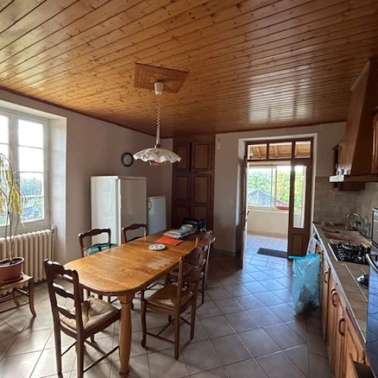  Annonces PRAYSSAC : House | SAINT-VINCENT-RIVE-D'OLT (46140) | 190 m2 | 345 000 € 