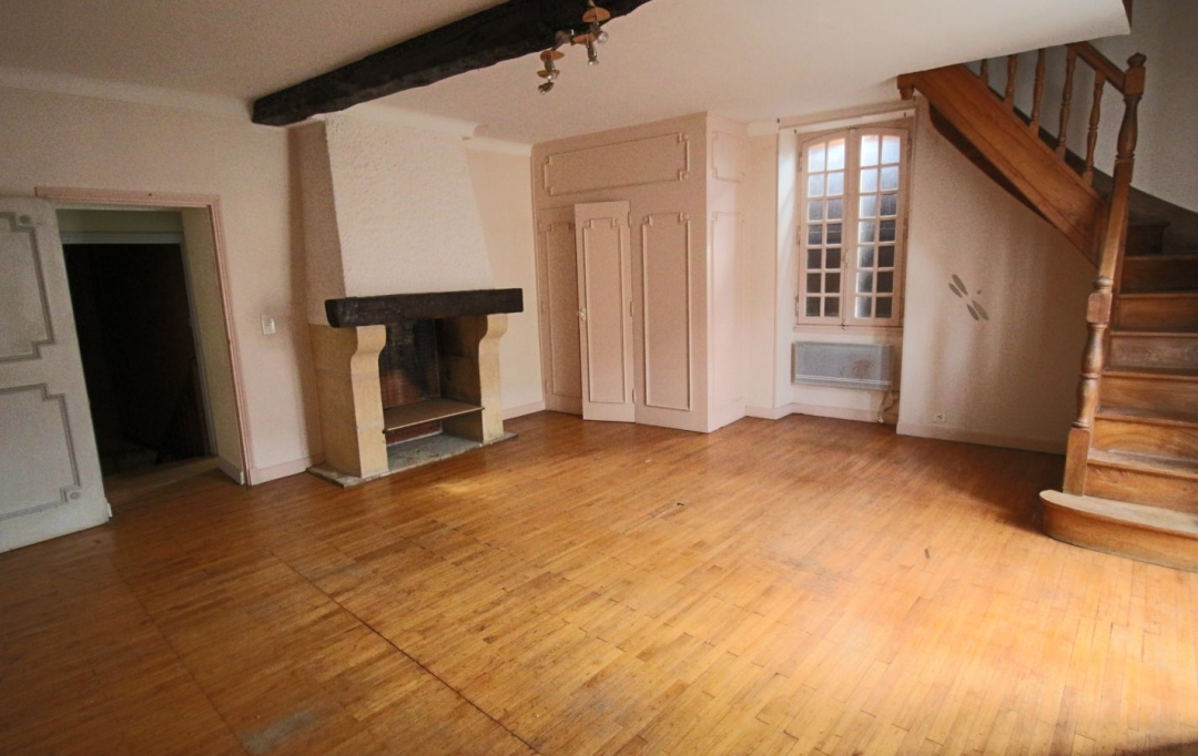 Annonces PRAYSSAC : House | PUY-L'EVEQUE (46700) | 260 m2 | 116 600 € 