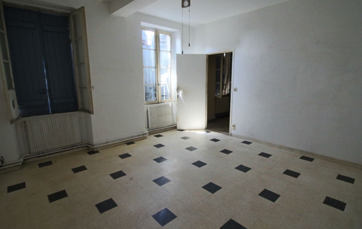  Annonces PRAYSSAC House | PUY-L'EVEQUE (46700) | 300 m2 | 164 300 € 